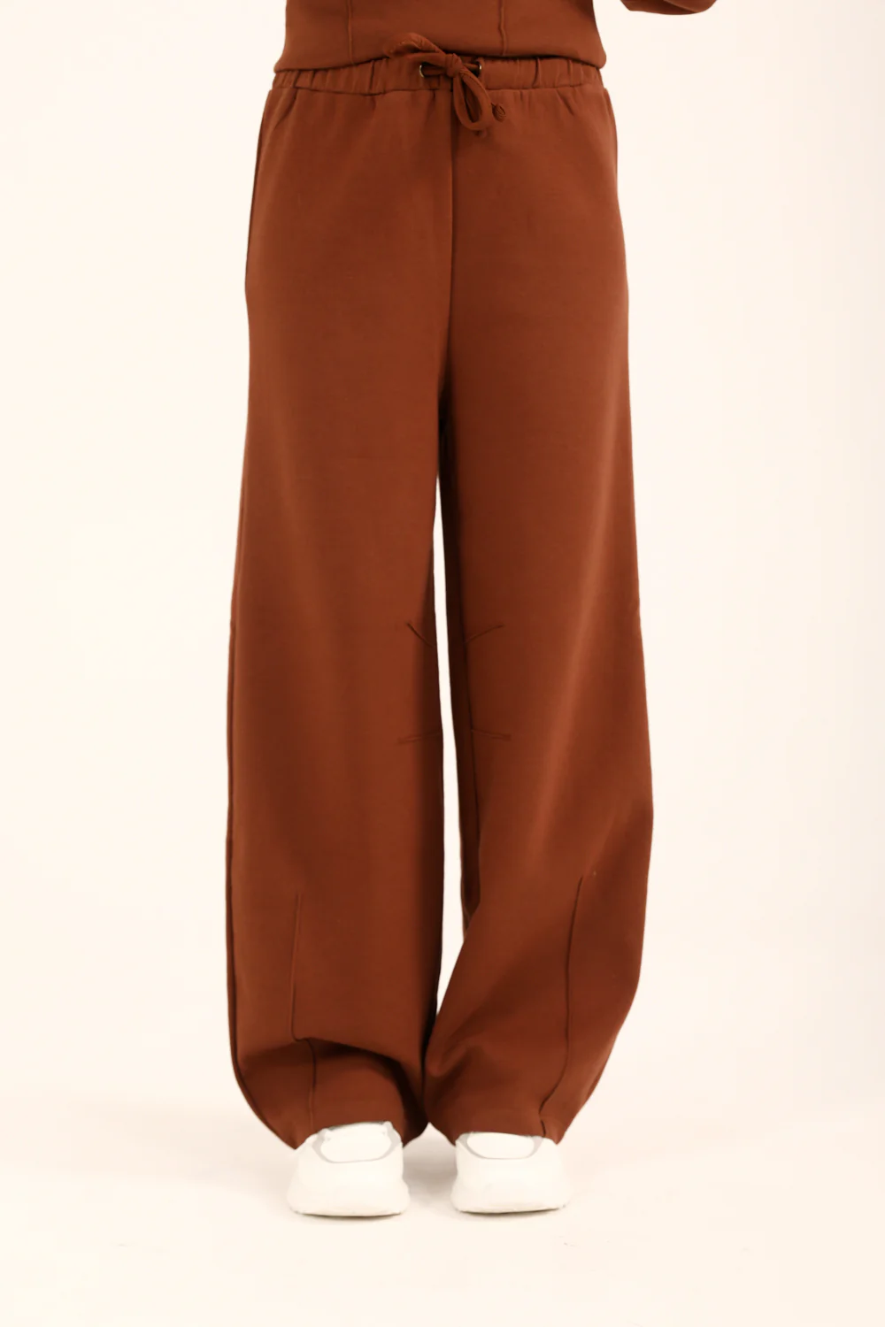 25FWJ523-BRN_1_fe0fedfb-758a-45dc-962b-819c21420e60 TROUSER WITH DART DETAIL - Image 1